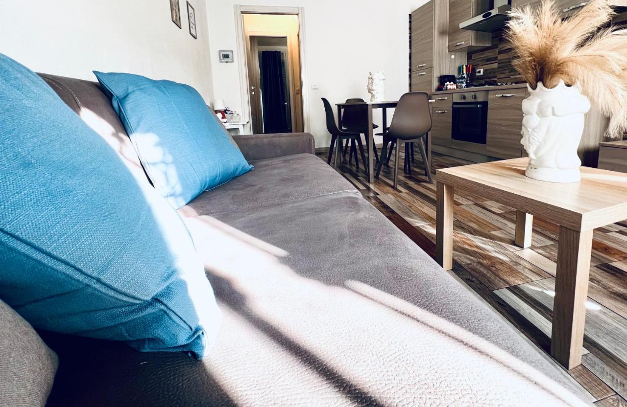 Gegix'S House Rho Apartment ภายนอก รูปภาพ
